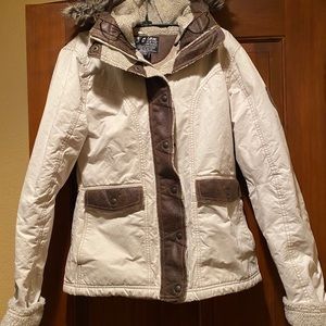 Kuhl women’s beige small women’s winter coat